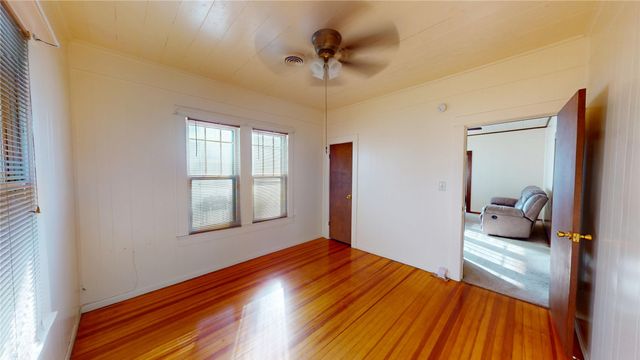 1308 S Cypress, Brady, TX 76825