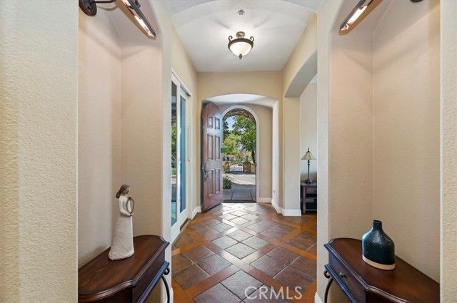 1062 Rancho Valencia, Riverside, CA 92508