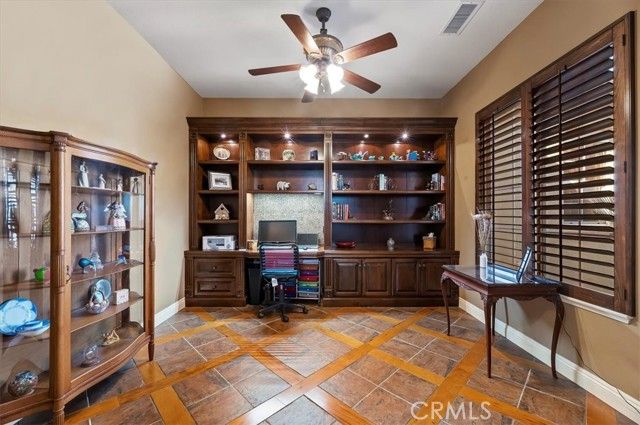 1062 Rancho Valencia, Riverside, CA 92508