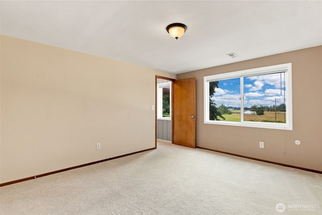 41212 268th Avenue SE, Enumclaw, WA 98022