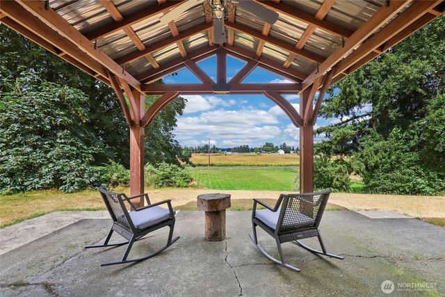 41212 268th Avenue SE, Enumclaw, WA 98022