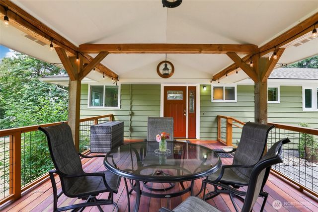 41212 268th Avenue SE, Enumclaw, WA 98022
