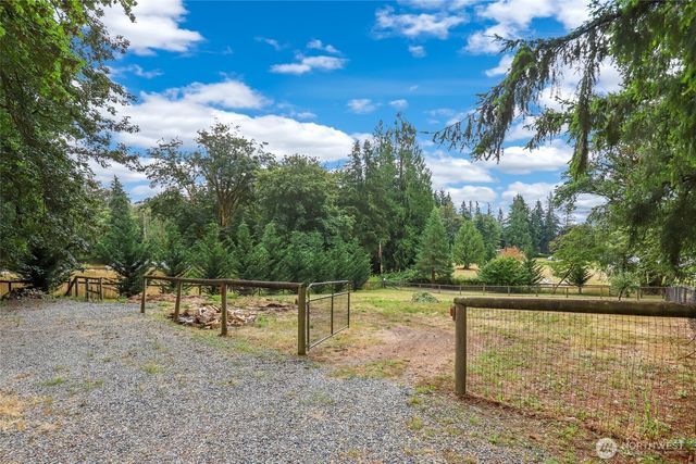 41212 268th Avenue SE, Enumclaw, WA 98022
