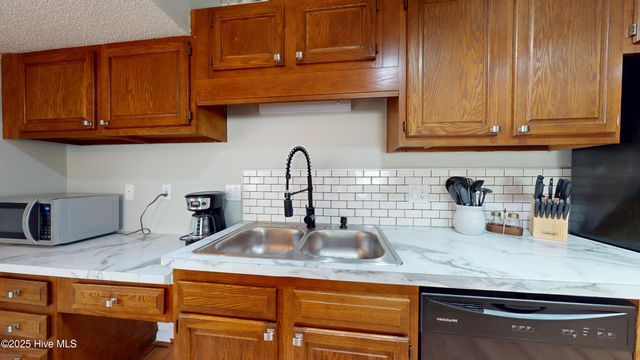 602 Dover Street, Southern Pines, NC 28387