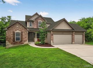6200 Deer Hollow Court, St Louis, MO 63129