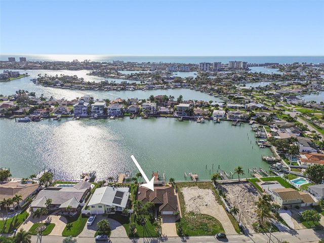 7864 9TH AVENUE S, St Petersburg, FL 33707