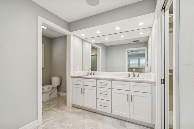 7864 9TH AVENUE S, St Petersburg, FL 33707