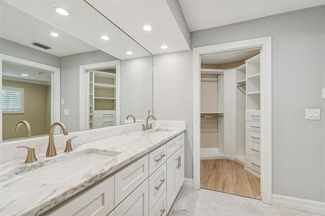 7864 9TH AVENUE S, St Petersburg, FL 33707