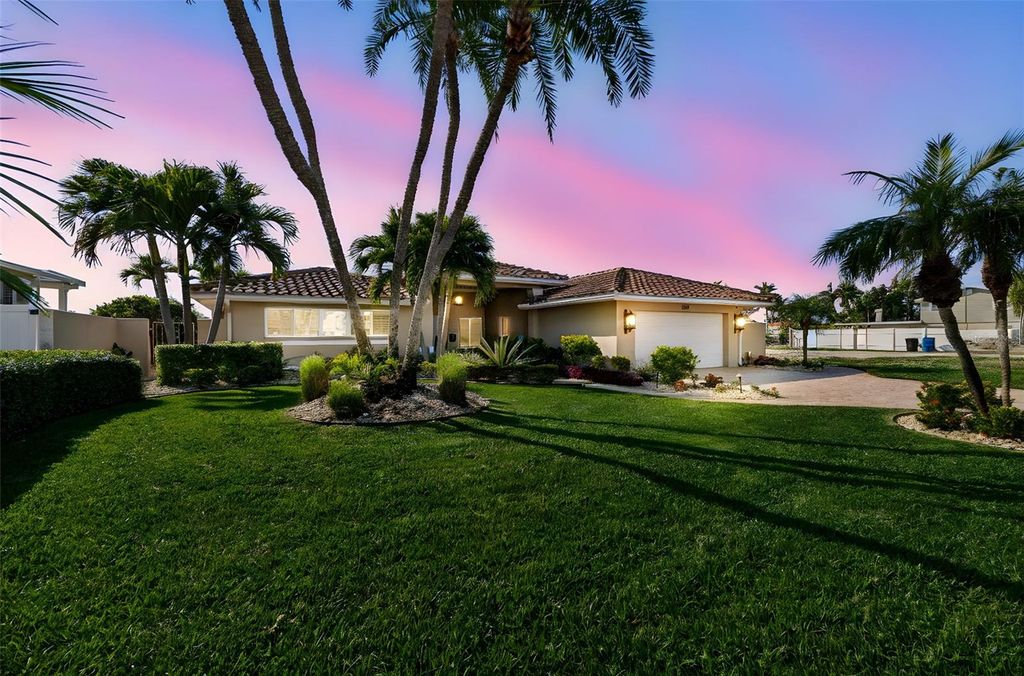 Image 15 of property listing at 7864 9TH AVENUE S, St Petersburg, FL 33707