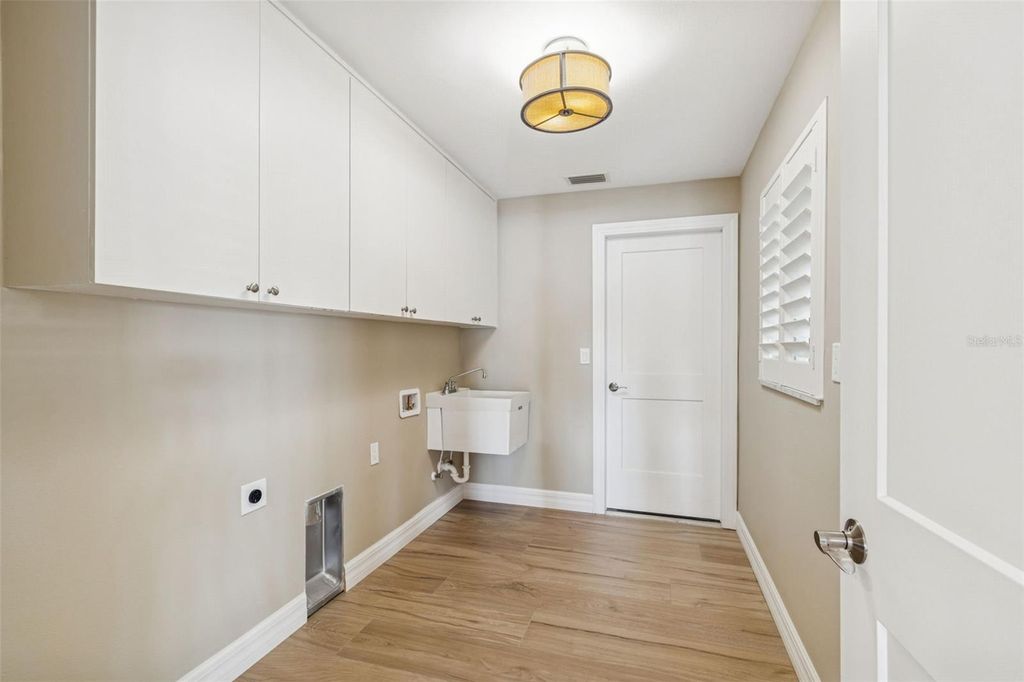 Image 22 of property listing at 7864 9TH AVENUE S, St Petersburg, FL 33707