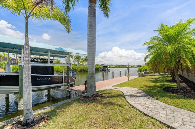 15156 LEIPZIG CIRCLE, Port Charlotte, FL 33981