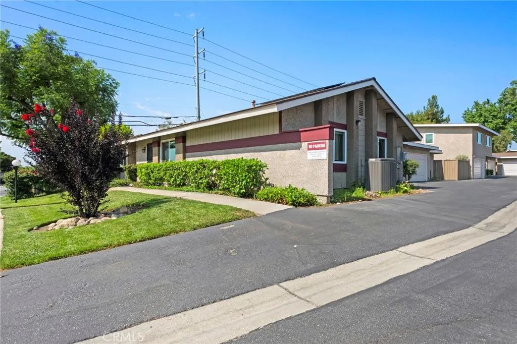 1605 Carmel East, Upland, CA 91784