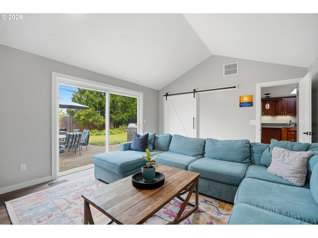 14705 Nw RIDGETOP Ct, Beaverton, OR 97006