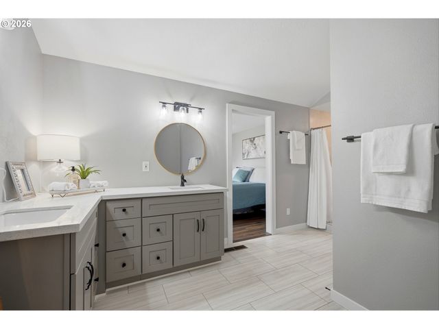 14705 Nw RIDGETOP Ct, Beaverton, OR 97006