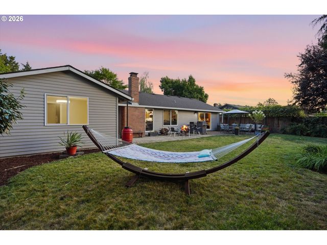 14705 Nw RIDGETOP Ct, Beaverton, OR 97006