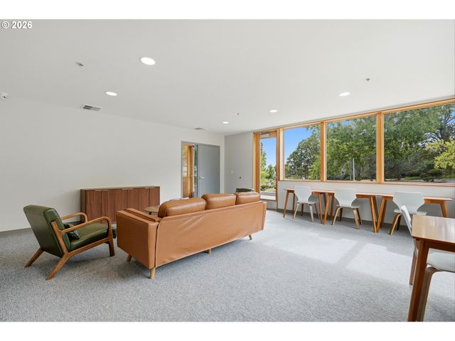 14705 Nw RIDGETOP Ct, Beaverton, OR 97006