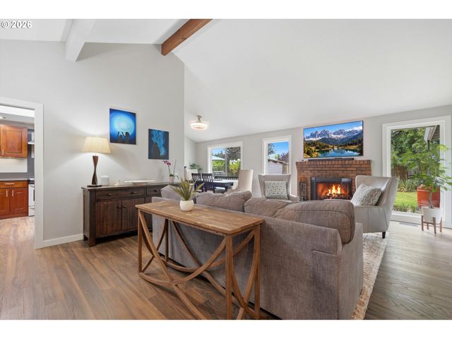 14705 Nw RIDGETOP Ct, Beaverton, OR 97006