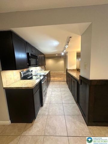 305 Indigo Way, Upper Macungie Twp, PA 18104