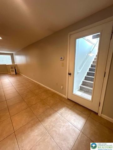 305 Indigo Way, Upper Macungie Twp, PA 18104