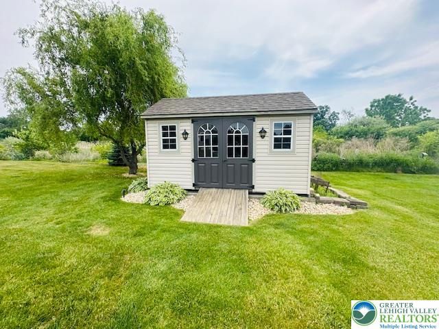 305 Indigo Way, Upper Macungie Twp, PA 18104
