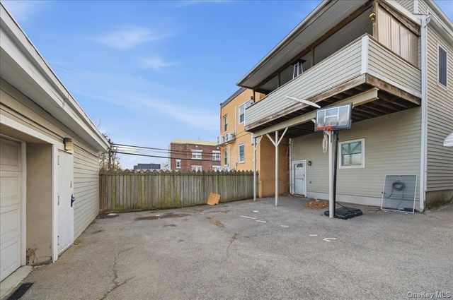 40 Alder Street, Yonkers, NY 10701