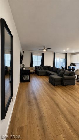 375 Great Ocean Avenue, North Las Vegas, NV 89084
