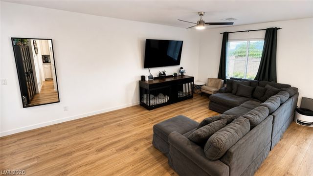 375 Great Ocean Avenue, North Las Vegas, NV 89084
