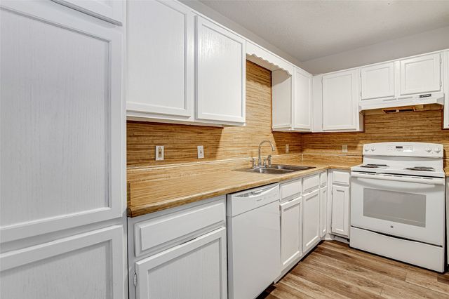 1312 Ridge Run Street A, Cleburne, TX 76033