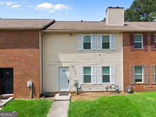 909 Silverwoods Drive, Atlanta, GA 30349
