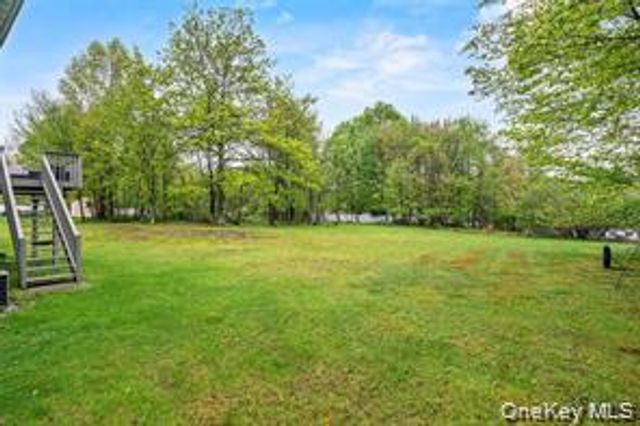 4 Sequoia Trail, Highland Mills, NY 10930