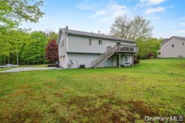 4 Sequoia Trail, Highland Mills, NY 10930