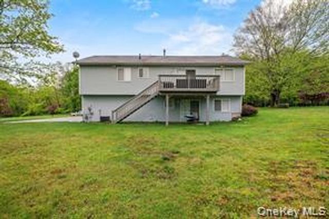 4 Sequoia Trail, Highland Mills, NY 10930