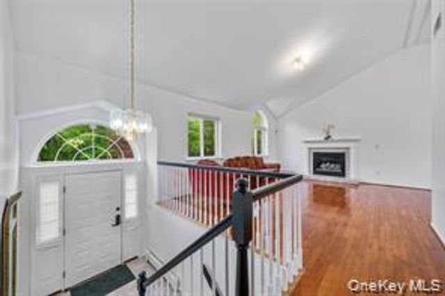 4 Sequoia Trail, Highland Mills, NY 10930