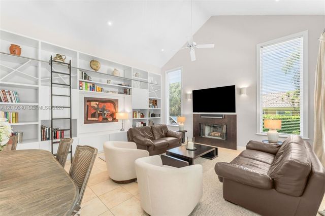 12801 Old Cutler Rd, Pinecrest, FL 33156