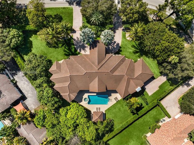 12801 Old Cutler Rd, Pinecrest, FL 33156
