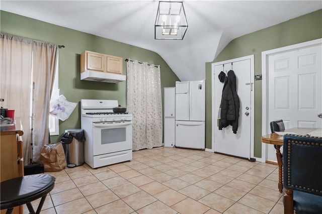 45 Gillen Street, Providence, RI 02904