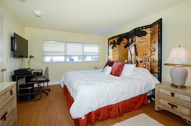 3804 GULF OF MEXICO DRIVE B-402, Longboat Key, FL 34228
