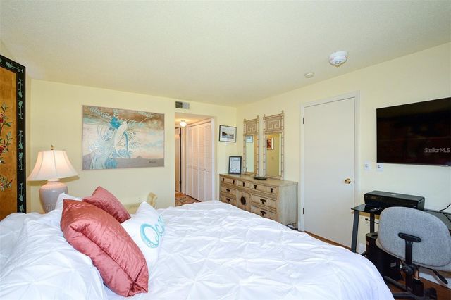 3804 GULF OF MEXICO DRIVE B-402, Longboat Key, FL 34228