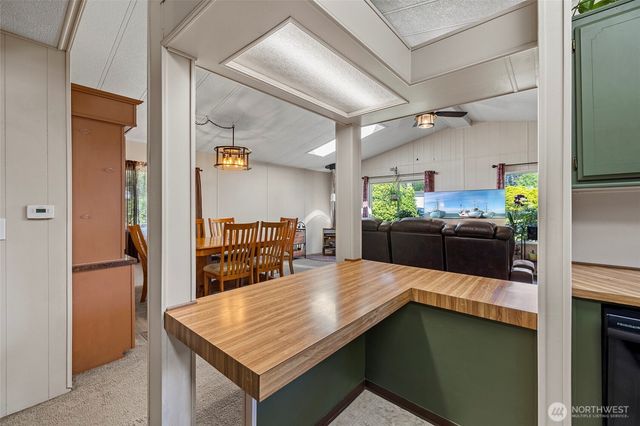 4331 Hamilton Drive, Oak Harbor, WA 98277