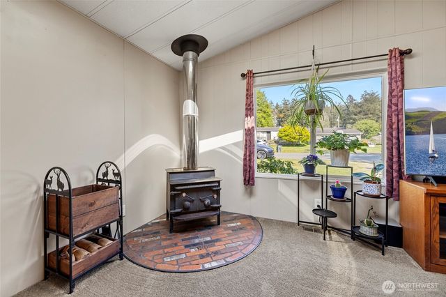 4331 Hamilton Drive, Oak Harbor, WA 98277