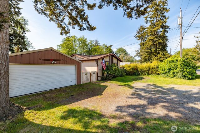 4331 Hamilton Drive, Oak Harbor, WA 98277