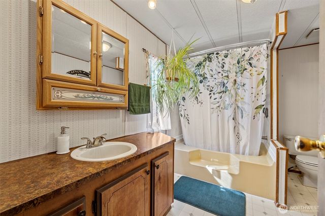 4331 Hamilton Drive, Oak Harbor, WA 98277