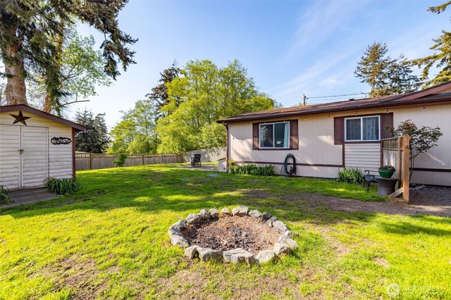 4331 Hamilton Drive, Oak Harbor, WA 98277