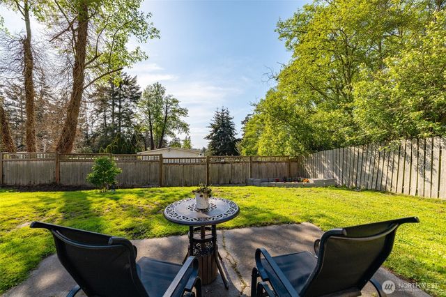4331 Hamilton Drive, Oak Harbor, WA 98277