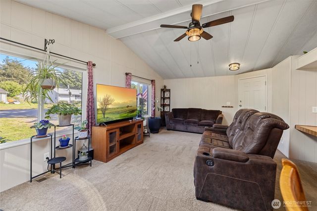 4331 Hamilton Drive, Oak Harbor, WA 98277