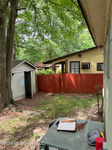 797 Avalon Road, Jackson, MS 39206