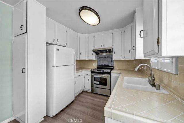 315 N Louise 307, Glendale, CA 91206