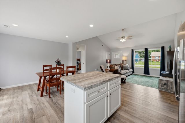1071 Rainbow Way, Lawrenceburg, KY 40342