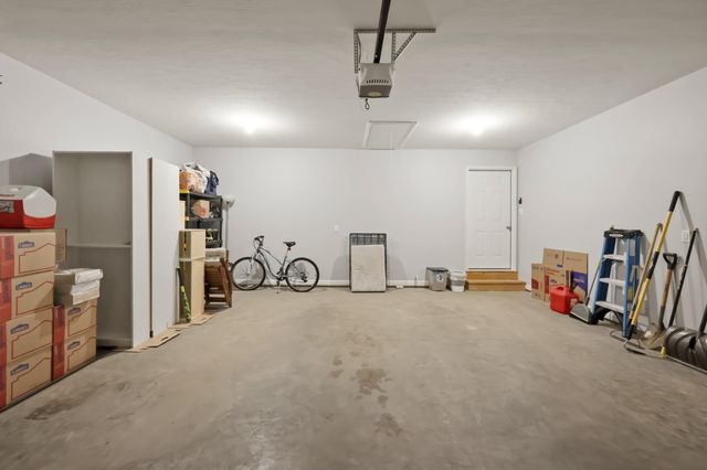 1071 Rainbow Way, Lawrenceburg, KY 40342