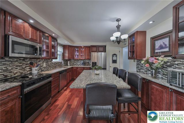 3115 Rick Road, North Whitehall Twp, PA 18078
